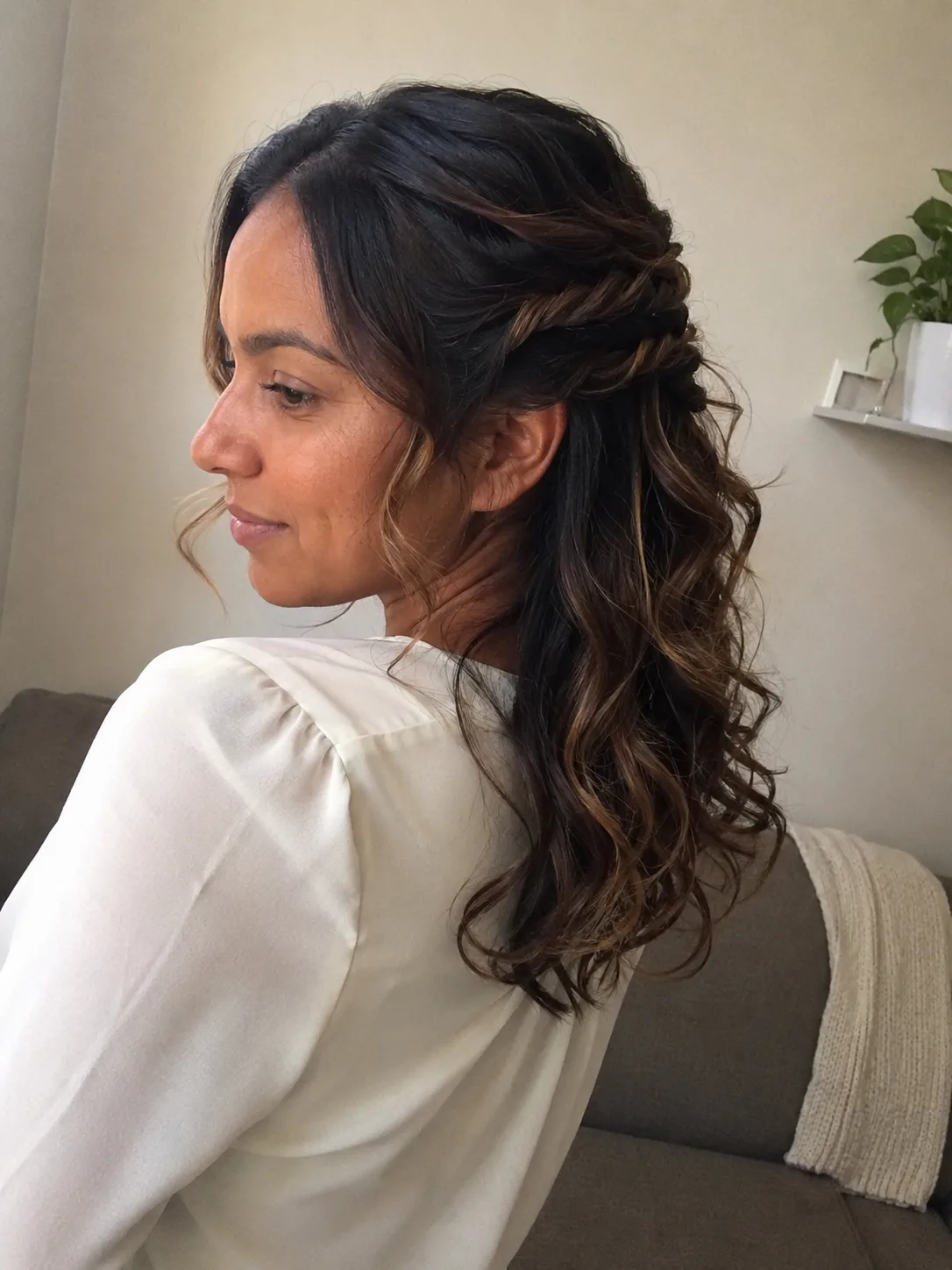 Bridesmaid hairstyles half up half down with soft curls and side volume