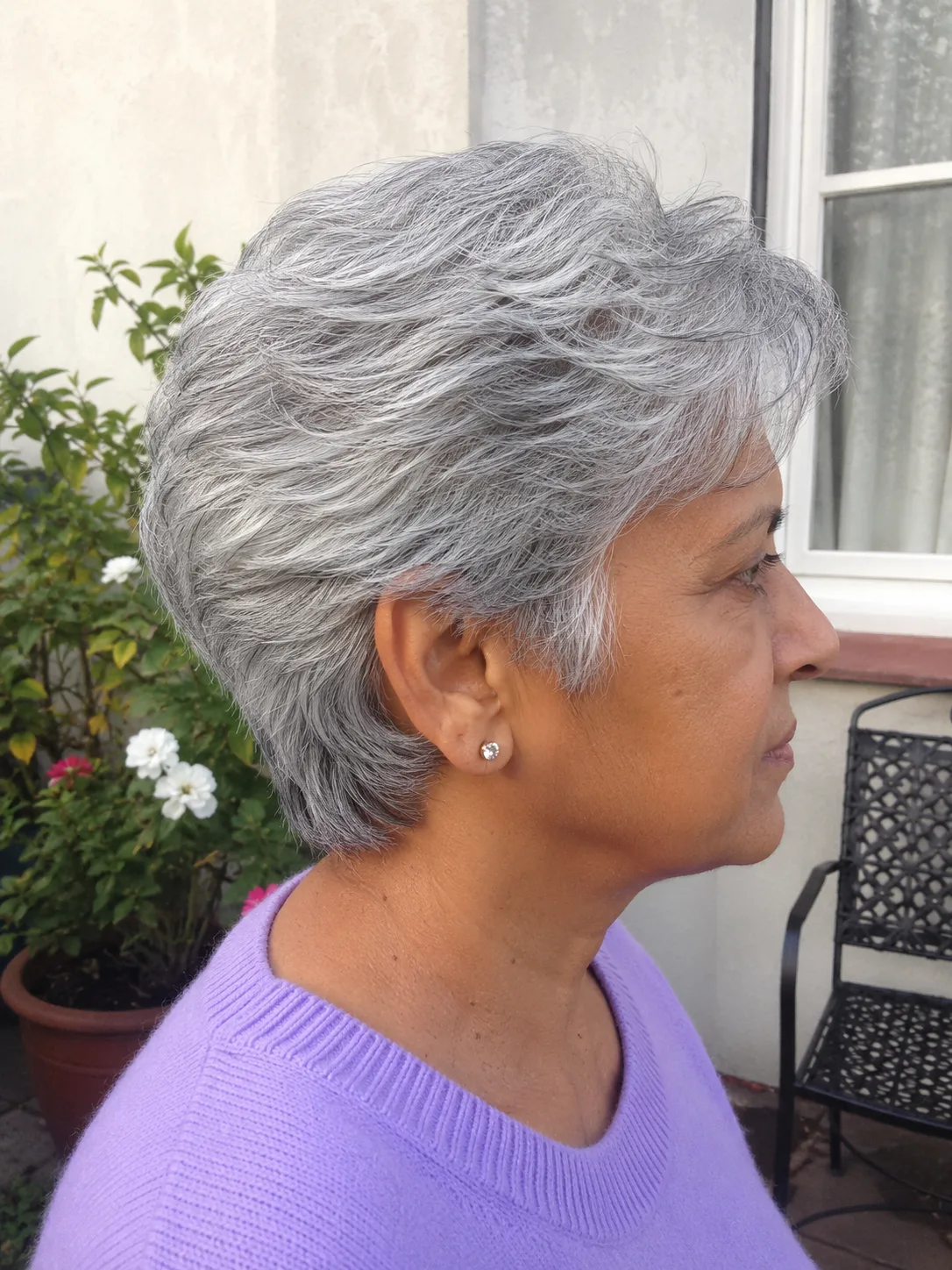 Elegant graduated bob hairstyle for mature women displaying proper silhouette weight management