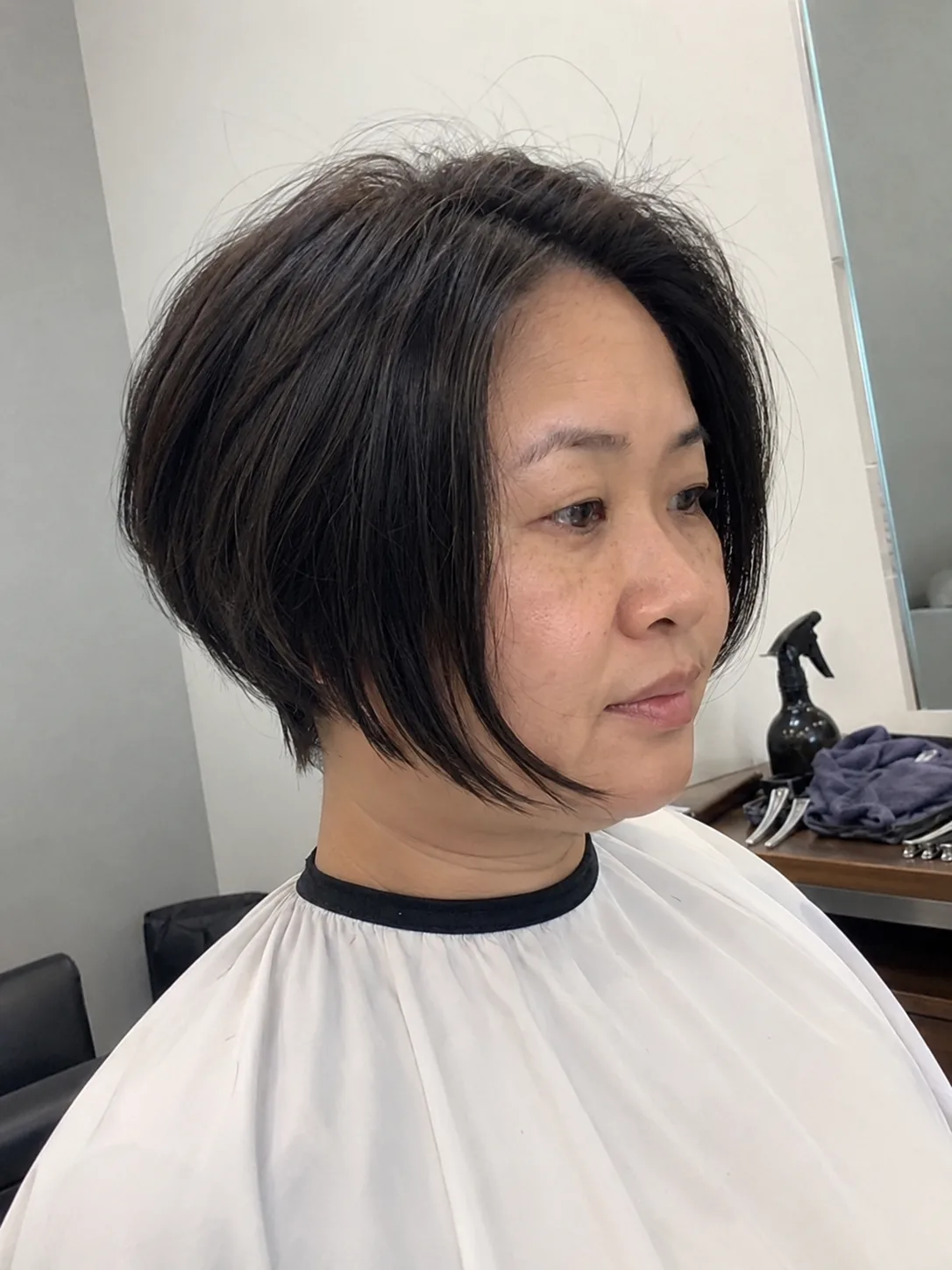 Graduated bob for round face haircuts short with stacked back and crown lift