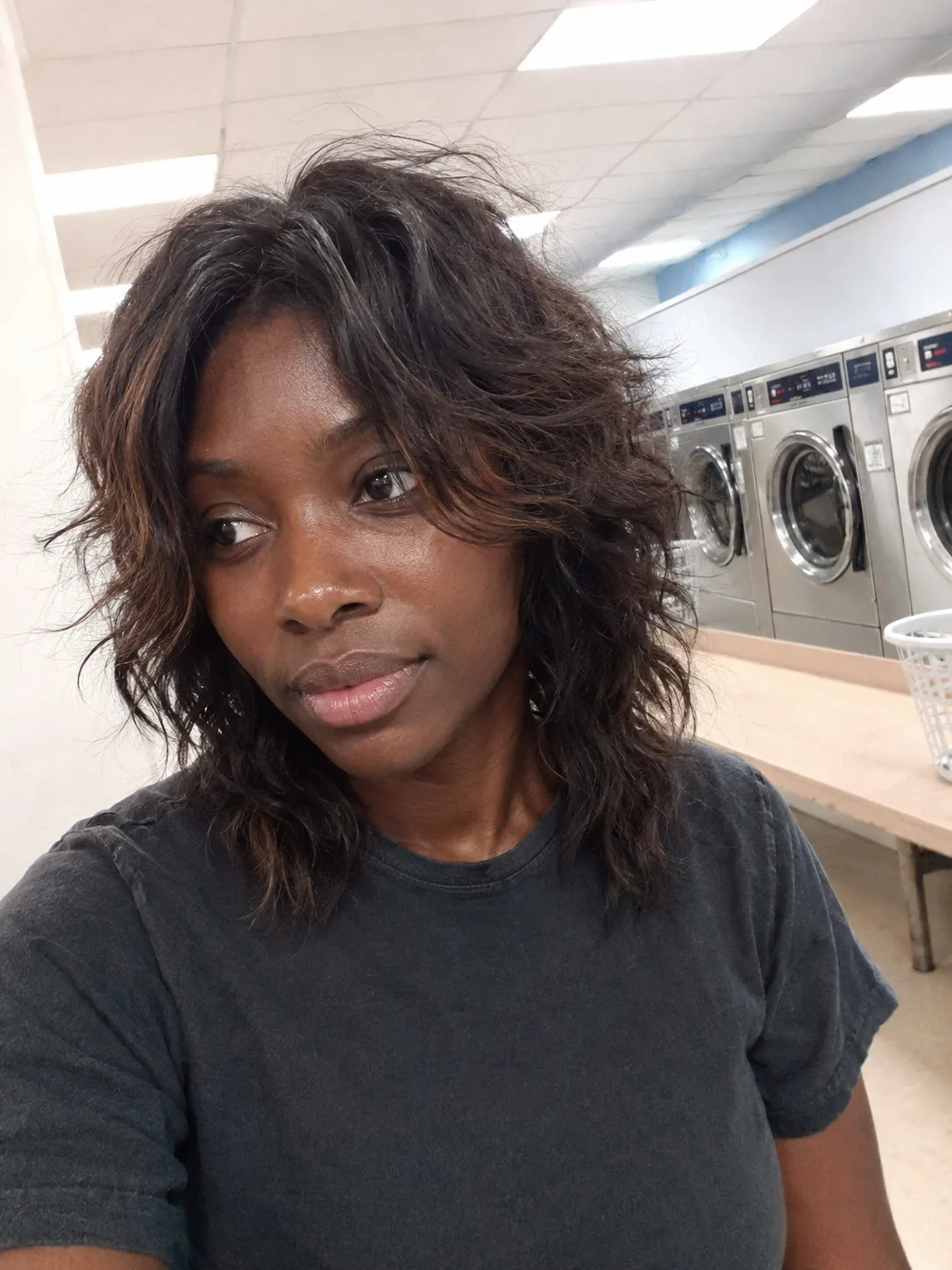 Soft layered waves with face framing shape