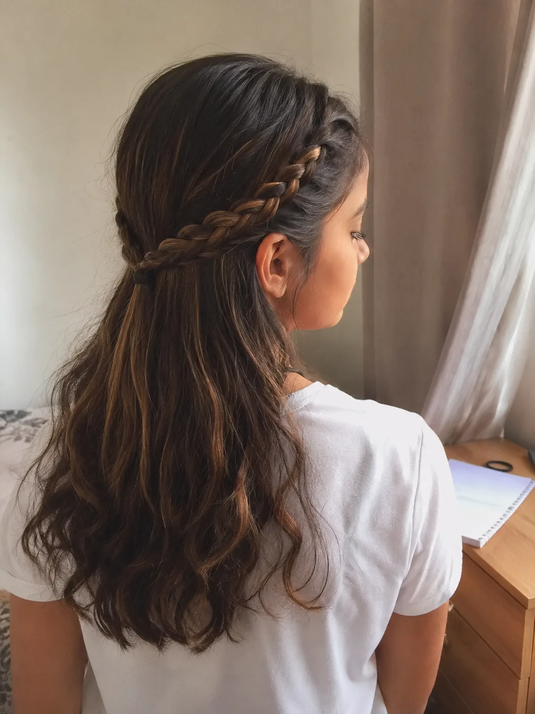Textured highlighted bob haircut for updated teen school hairstyles.