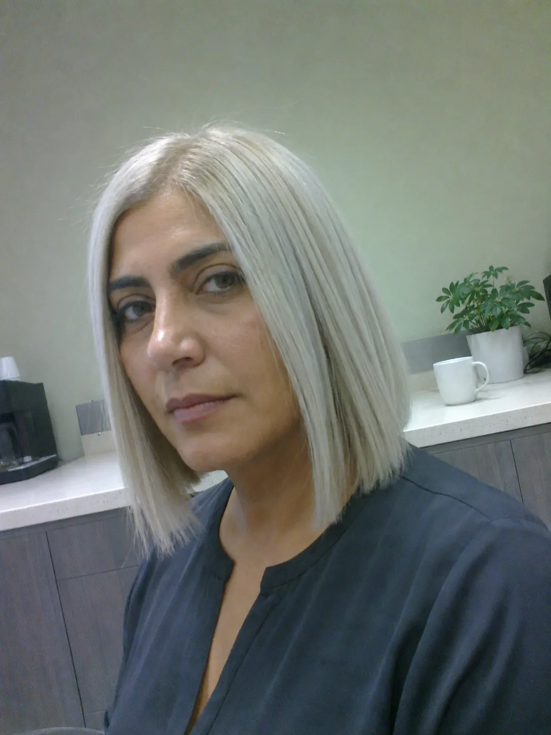 Platinum blonde hair color ideas polished powerful hairstyle inspiration and modern styling ideas for a fresh new look